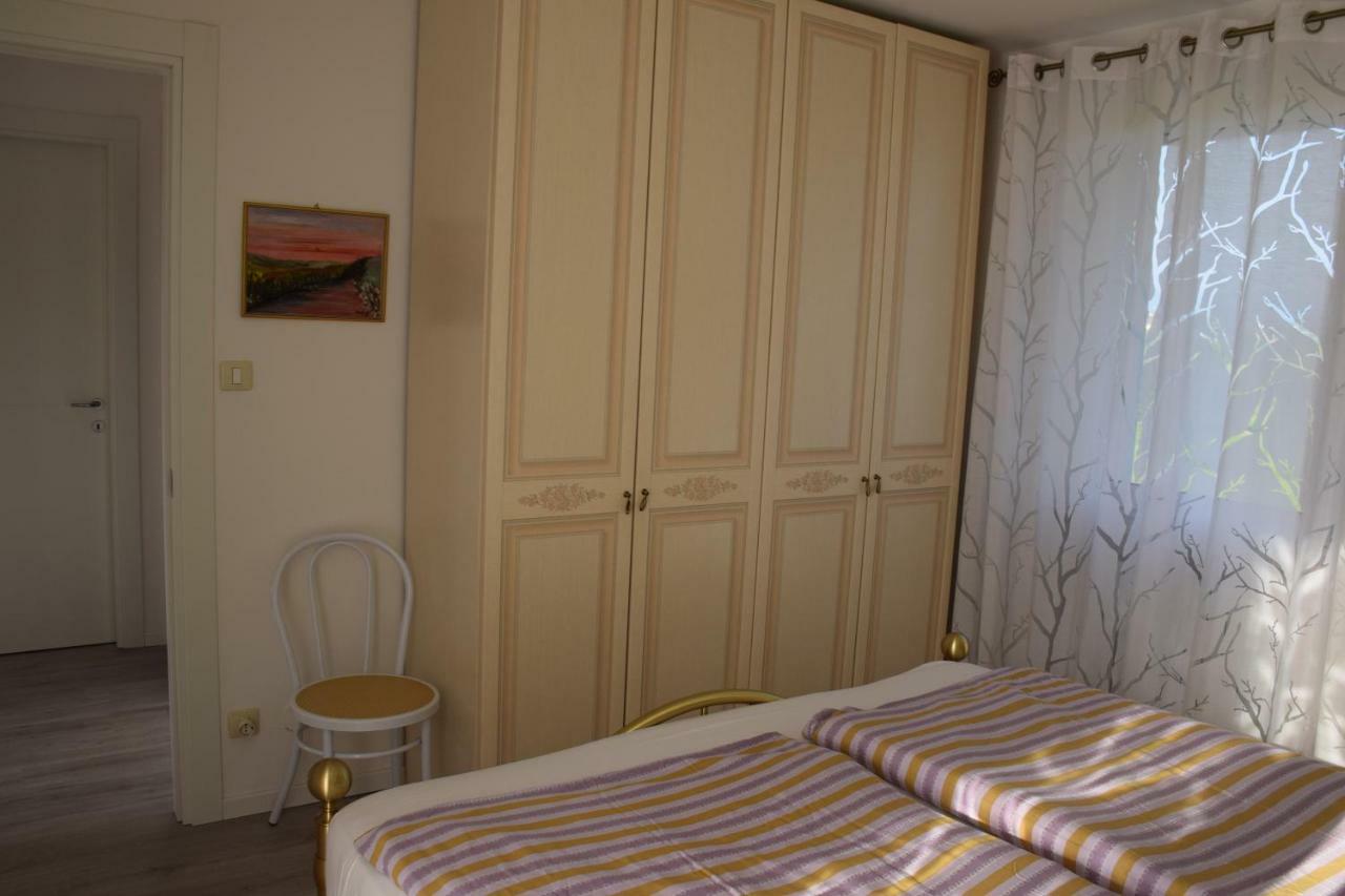 Frida'S Apartment Bardolino Eksteriør bilde